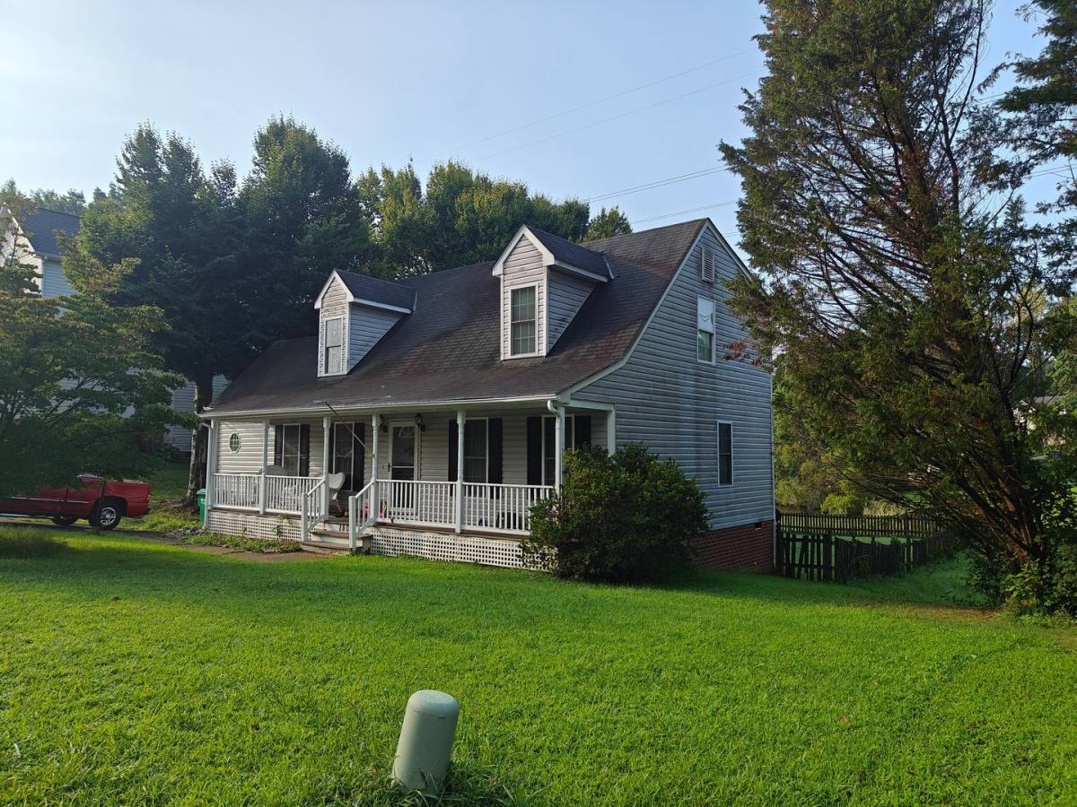 House for rent at 1800 Providence Creek Circle, Richmond, VA 23236