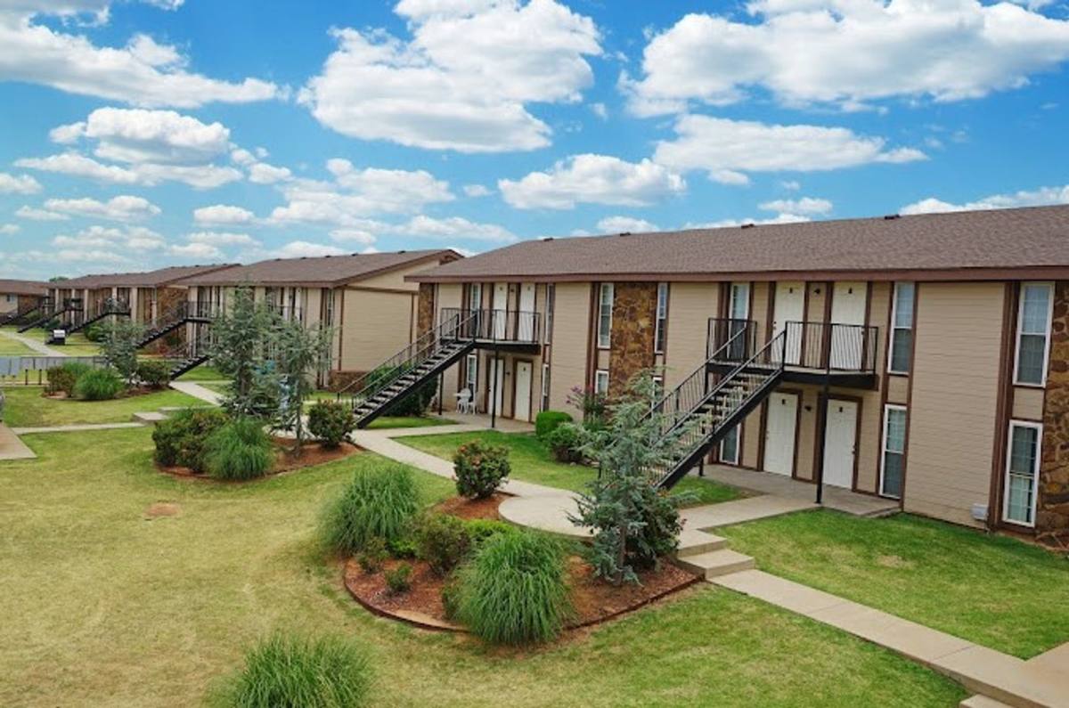 Apartment for rent at 921 NE 12th St, Oklahoma City, OK 73160