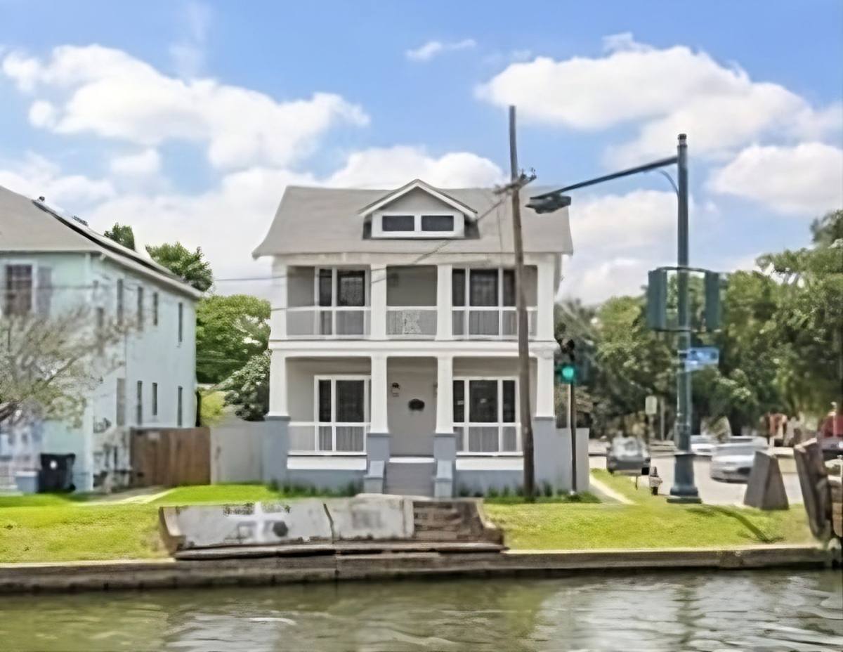 House for rent at 720 Moss, New Orleans, LA 70119