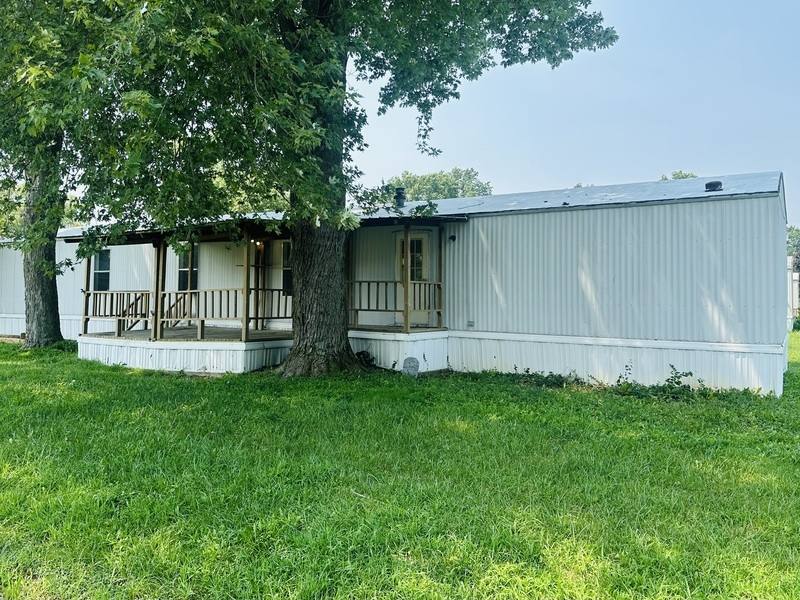 House for rent at 7 Raylynn Court, Staunton, IL 62088