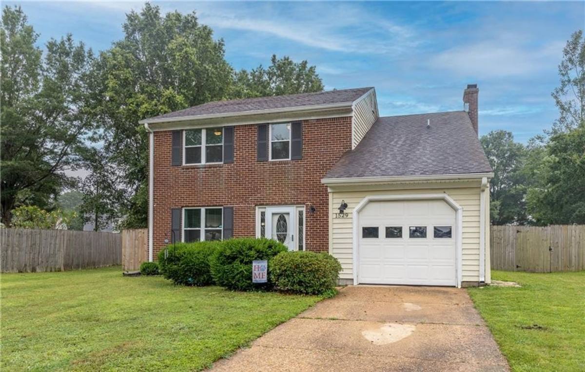 House for rent at 1529 Chilworth Court, Virginia Beach, VA 23464