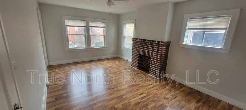 Apartment for rent at 1683 1 2 Oak St, Columbus, OH 43205