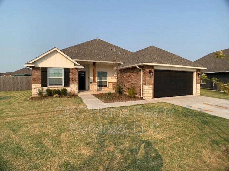 House for rent at 4232 NW 154th St, Edmond, OK 73013