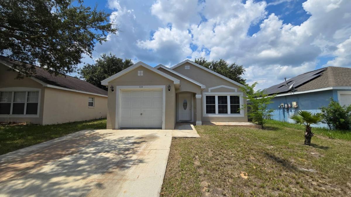 House for rent at 333 Rollins Dr, Davenport, FL 33837
