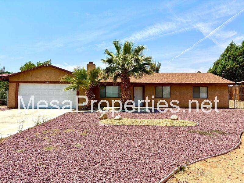 House for rent at 8988 Grapefruit Ave, Hesperia, CA 92345