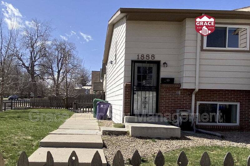 Townhouse for rent at 1888 E 28th Ave, Denver, CO 80205