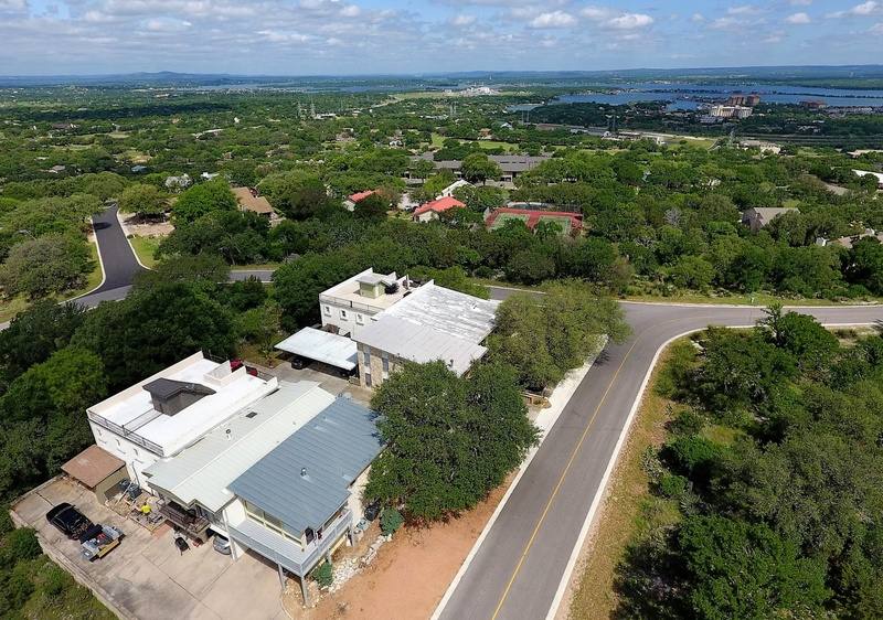 Condo for rent at 1008 Clayton Nolen Dr, Horseshoe Bay, TX 78657