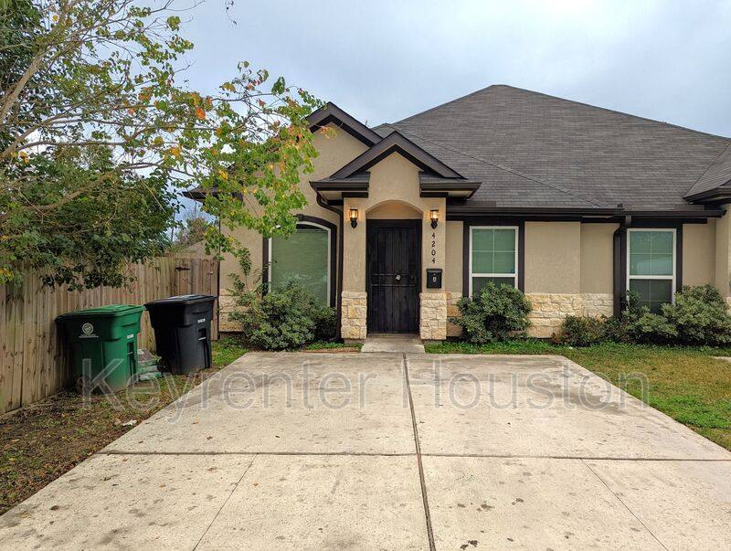 House for rent at 4204 Stassen St #A, Houston, TX 77051