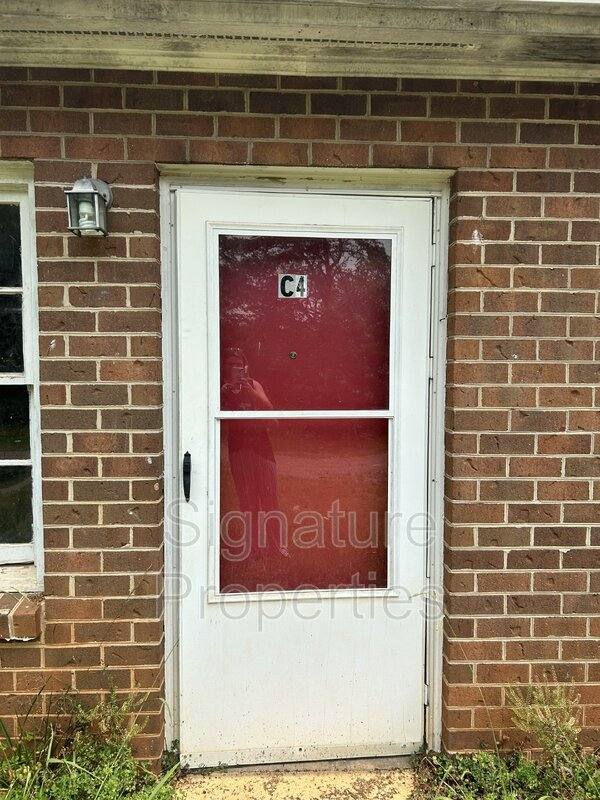 Apartment for rent at 284 Farmers Mountain Rd #C 4, Gretna, VA 24557