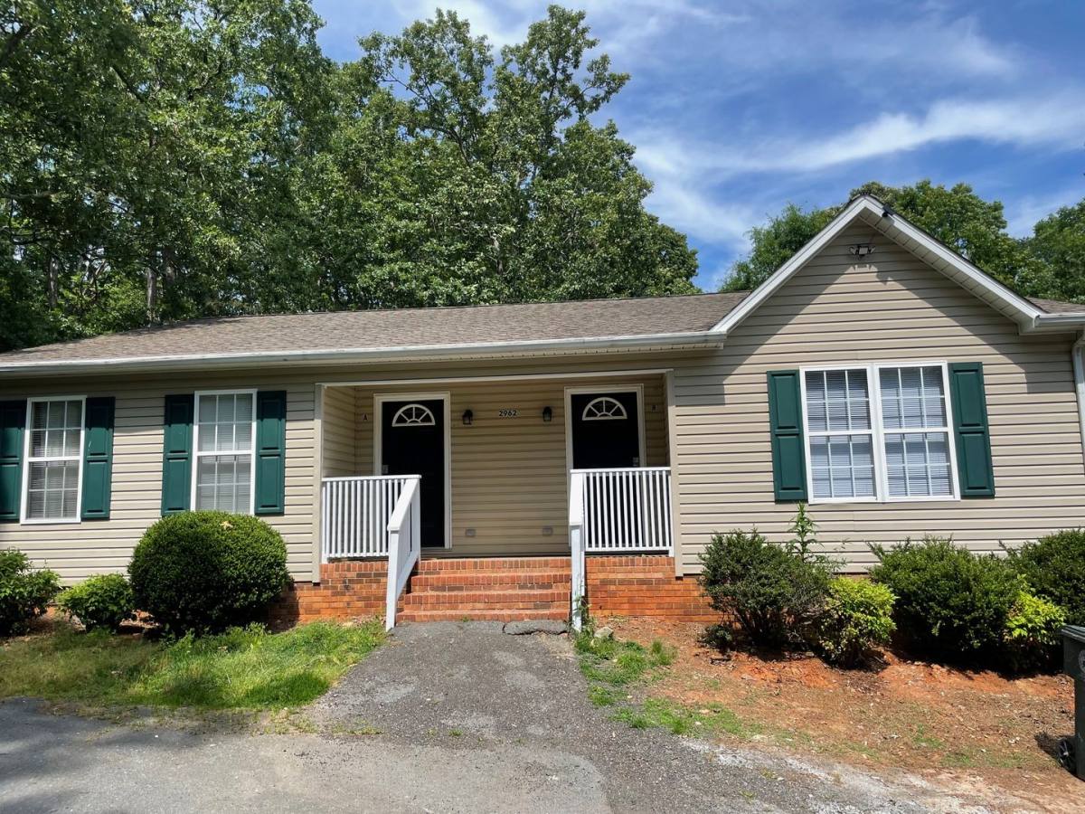 Apartment for rent at 2962 Forest Park Dr, Randleman, NC 27317