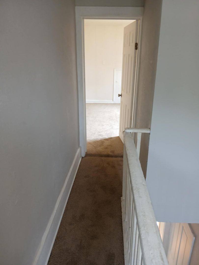 Apartment for rent at 1024 N Michigan St, Toledo, OH 43604
