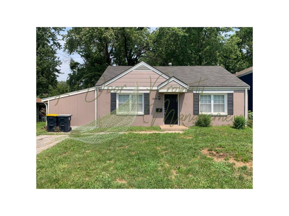 House for rent at 1208 E 80th St, Kansas City, MO 64131