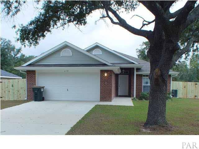 House for rent at 6737 Summit Dr, Milton, FL 32570