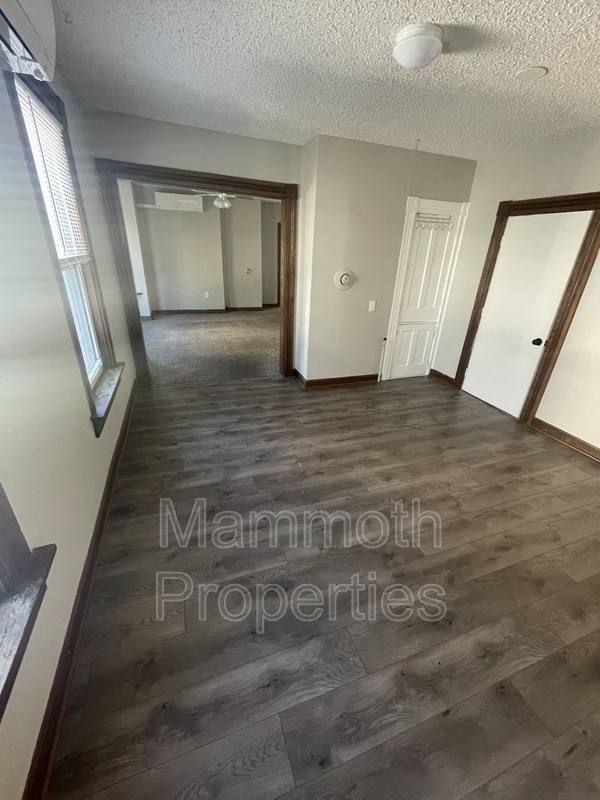 Apartment for rent at 247 Grove St #2F, Manchester, NH 03104