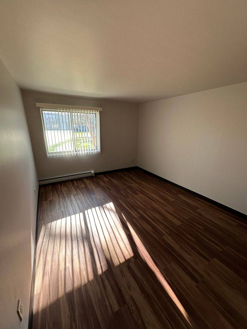 Apartment for rent at 4300 - 4340 S Nicholson Ave, Saint Francis, WI 53235