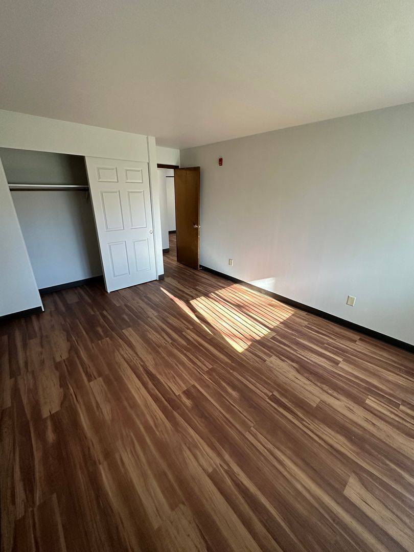 Apartment for rent at 4300 - 4340 S Nicholson Ave, Saint Francis, WI 53235