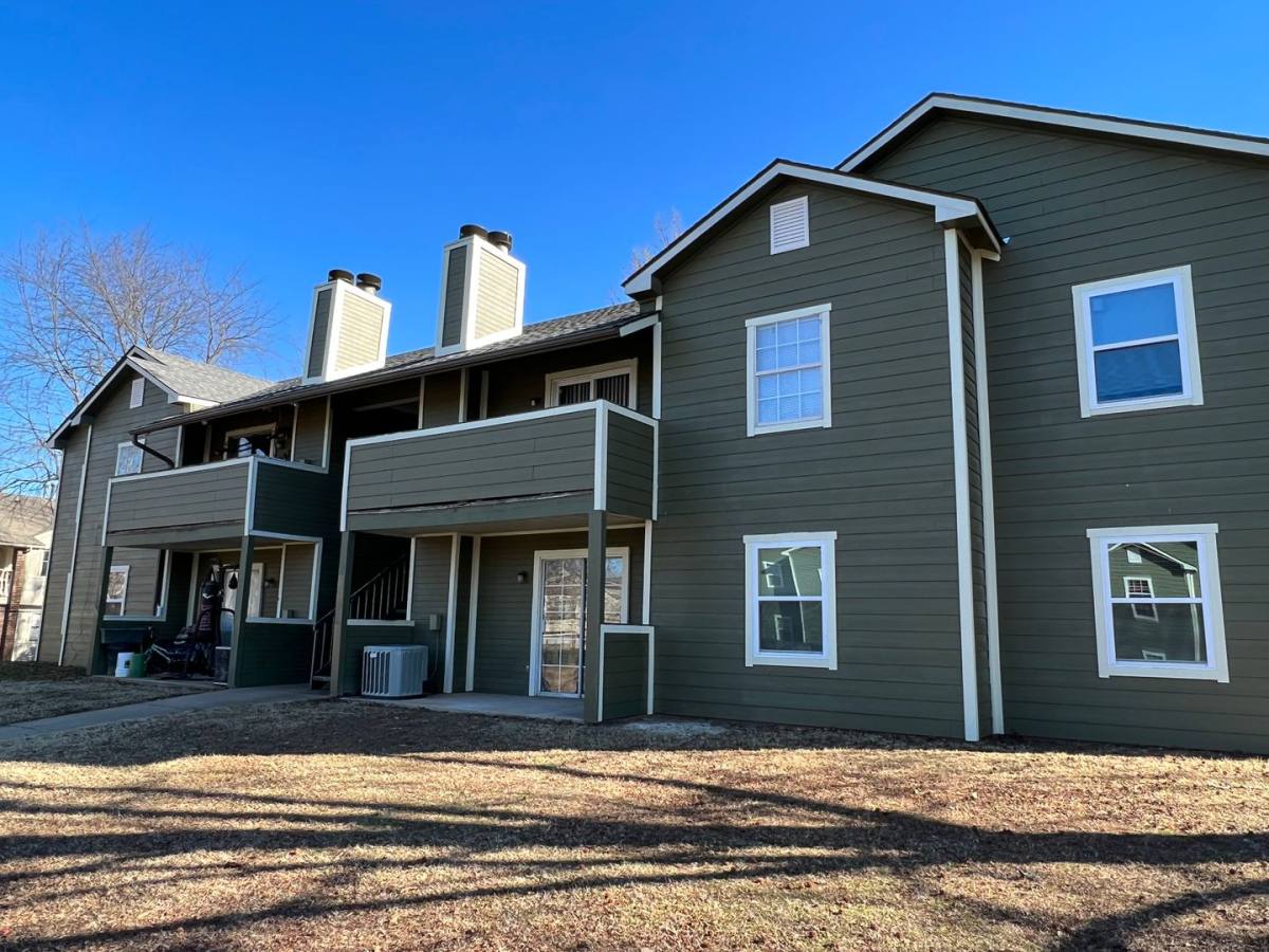 Apartment for rent at 2300 W Persimmon St, Rogers, AR 72756