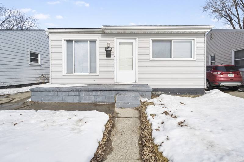 House for rent at 11235 Sherman Ave, Warren, MI 48089