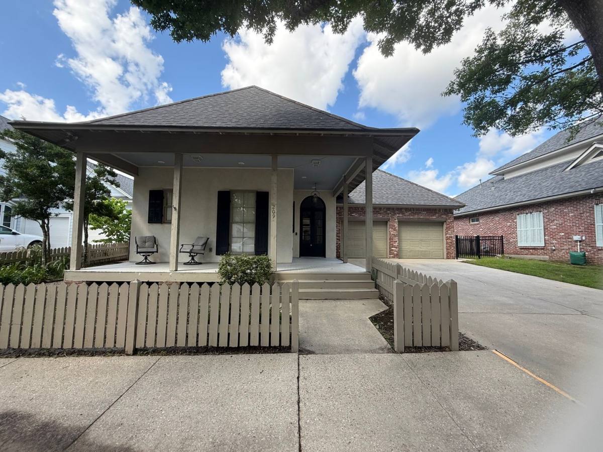 House for rent at 209 Worth Ave, Lafayette, LA 70508