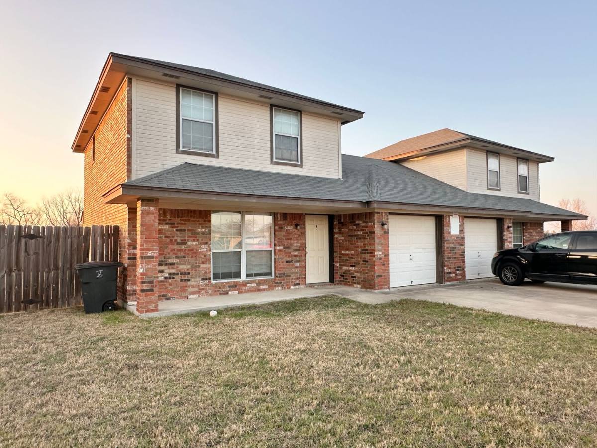 Townhouse for rent at 4004 Eula Bea Court, Killeen, TX 76549