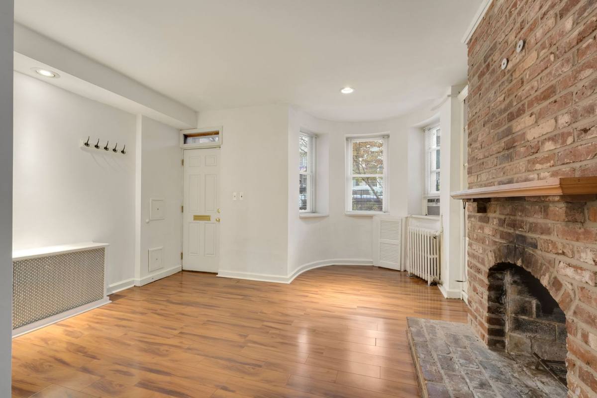 Apartment for rent at 310 9th St NE, Washington, DC 20002