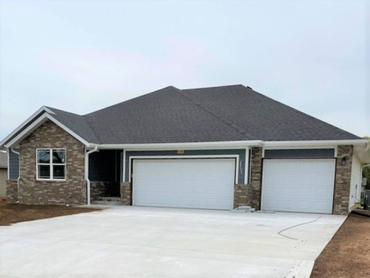 House for rent at 4384 W Riley St, Springfield, MO 65802