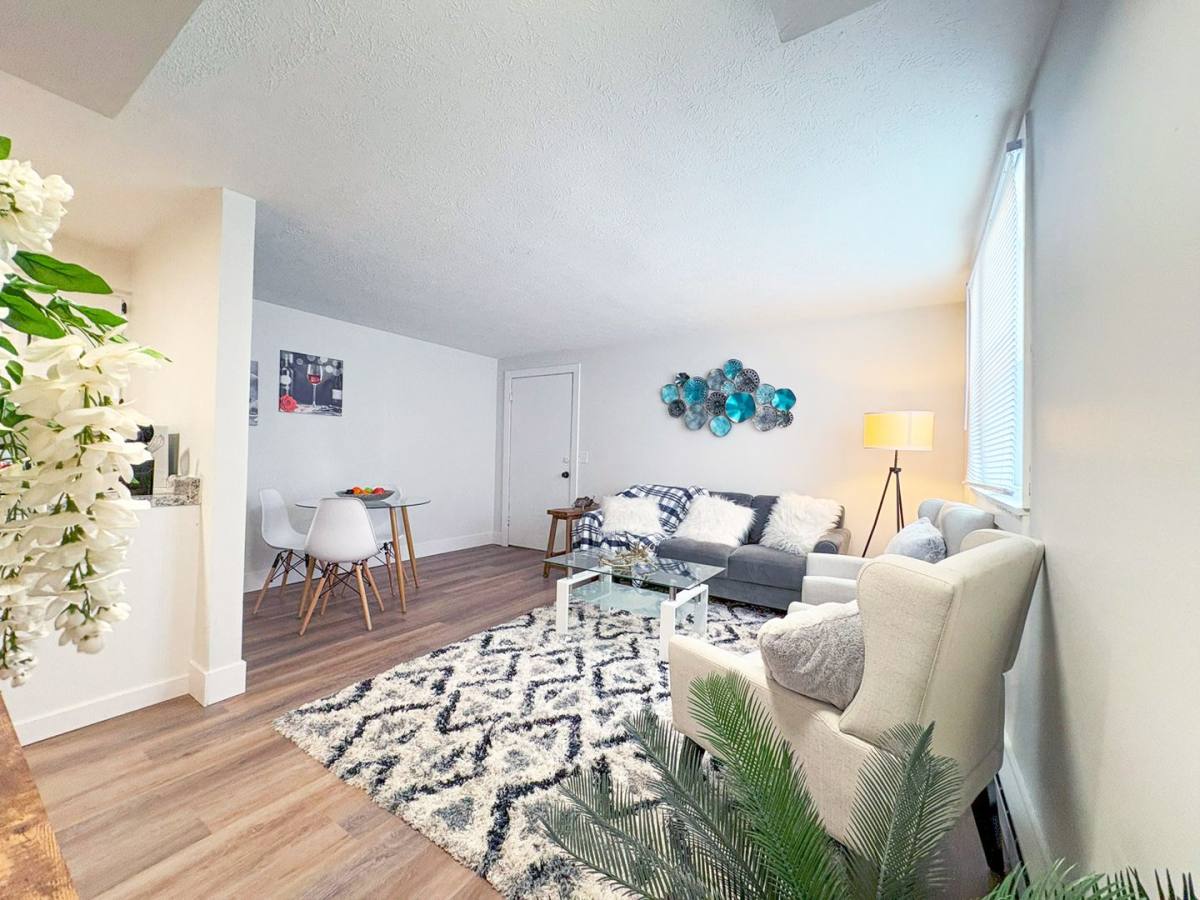 Apartment for rent at 1607 26th NW, Canton, OH 44709
