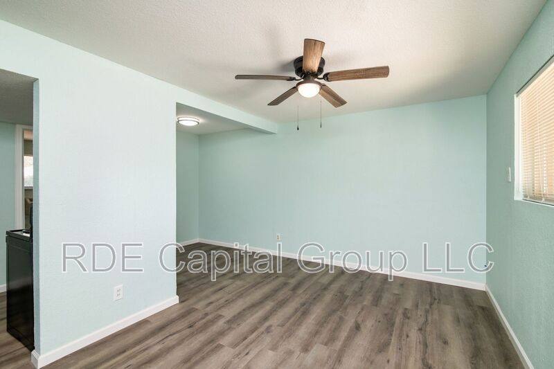 Apartment for rent at 811 S Mesquite St #8, Arlington, TX 76010