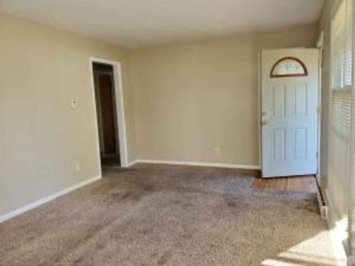 House for rent at 603 W 25th St S, Wichita, KS 67207