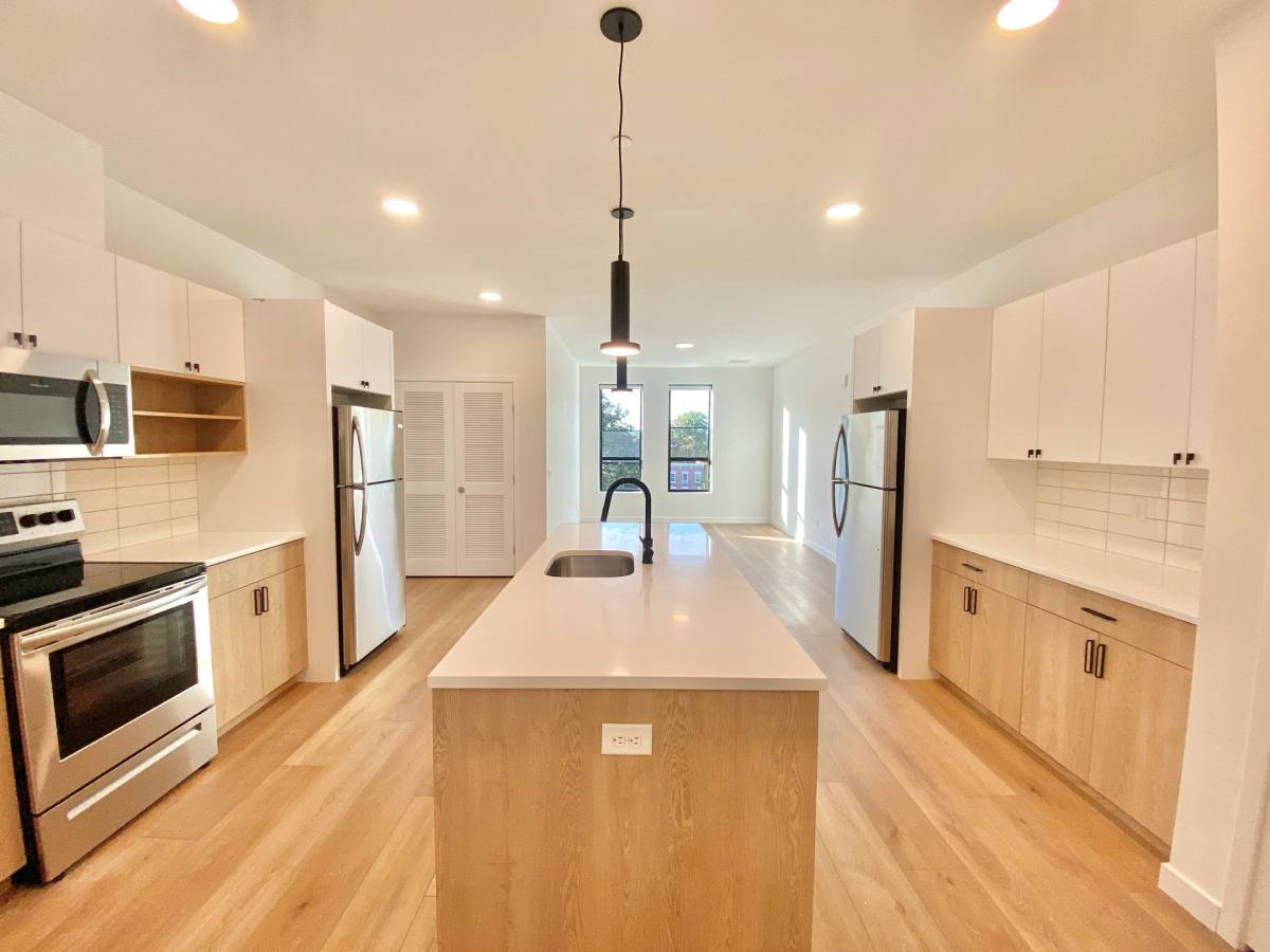 Apartment for rent at 104 Howe St, New Haven, CT 06510