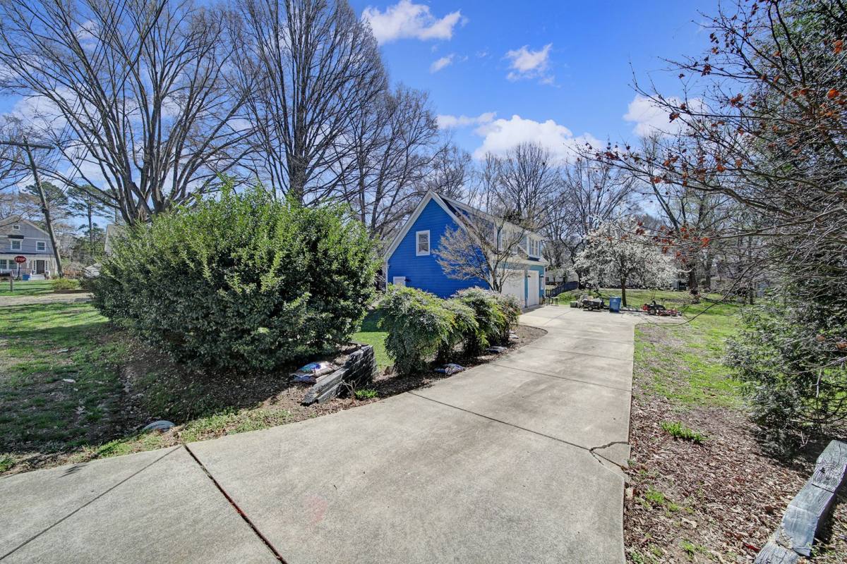 House for rent at 345 Jefferson St, Matthews, NC 28105