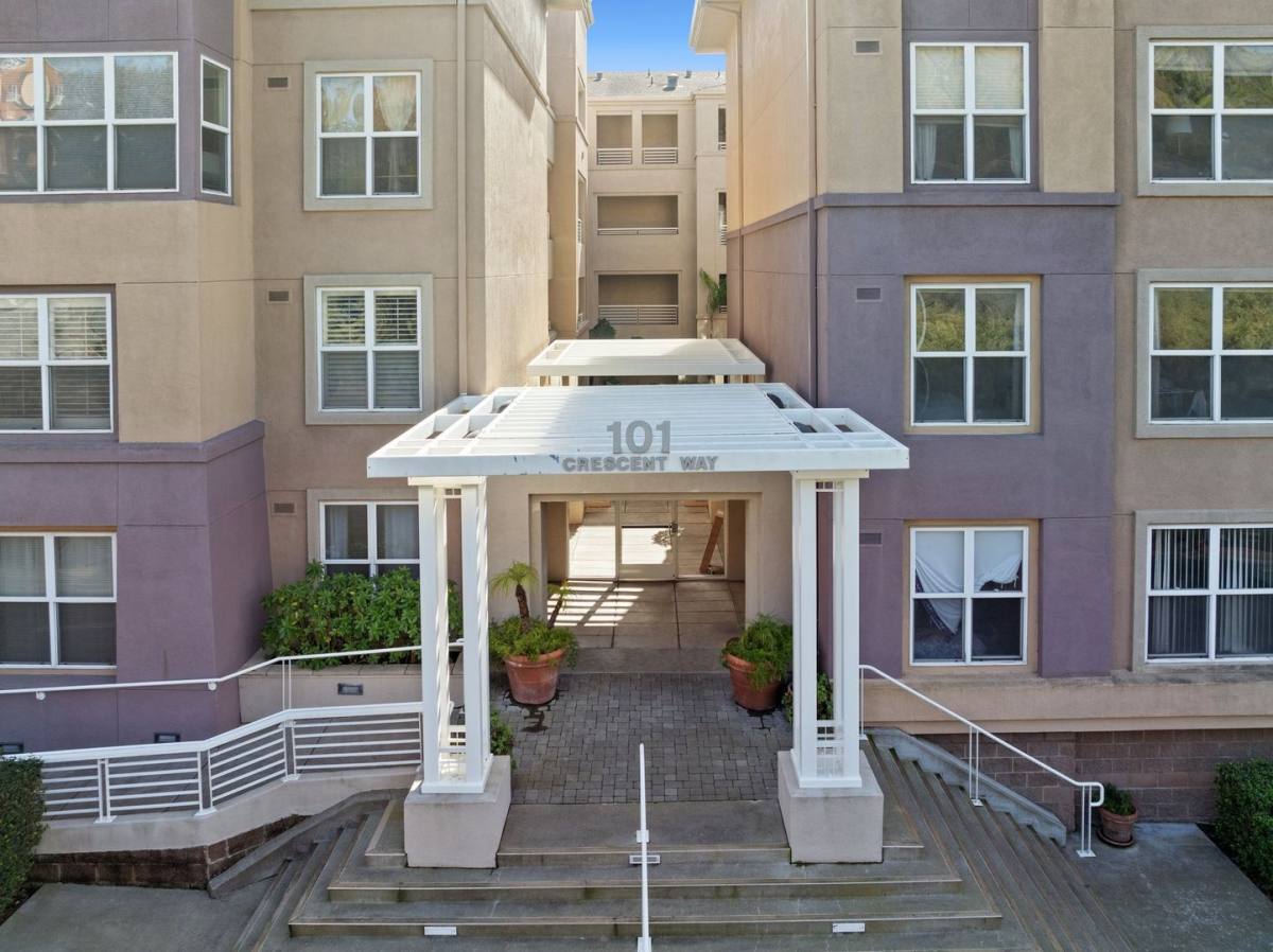 Condo for rent at 101 Crescent Way, San Francisco, CA 94134