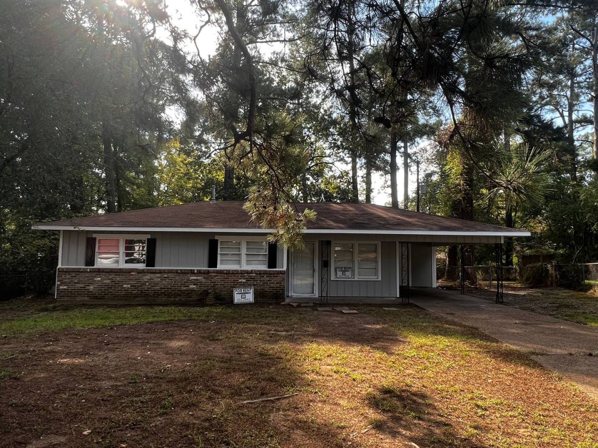 House for rent at 3007 Karla Circle, Shreveport, LA 71118