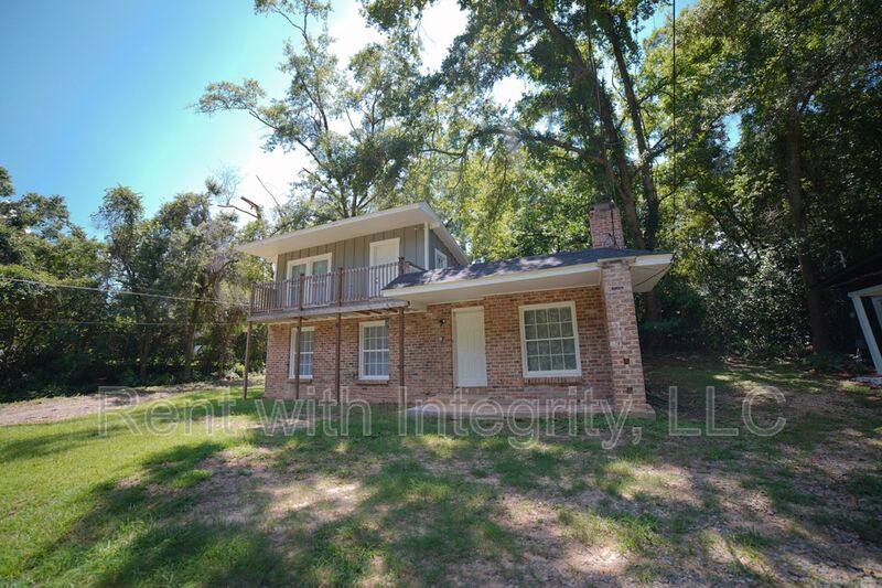 Apartment for rent at 1118 Pichard Dr #A, Tallahassee, FL 32311