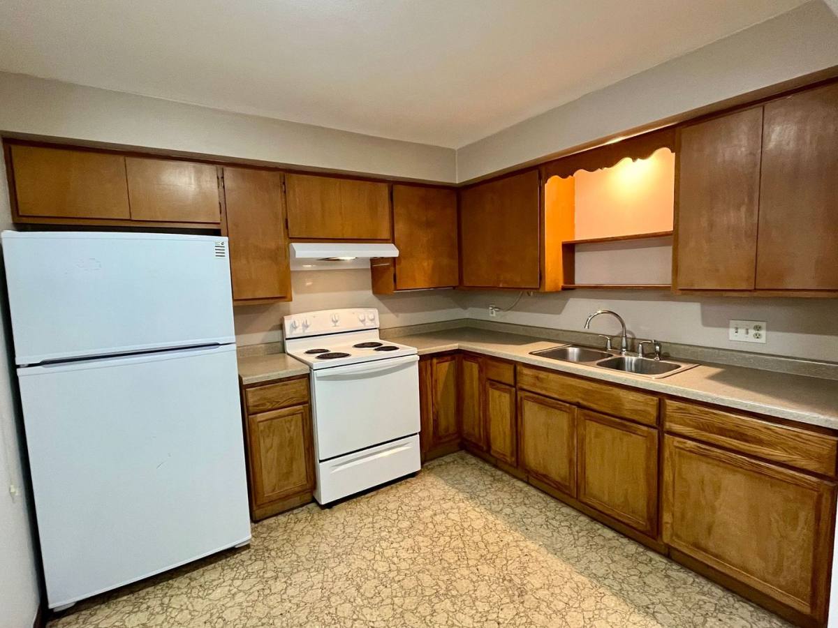 Apartment for rent at 811-813 W Adler Rd, Marshfield, WI 54449