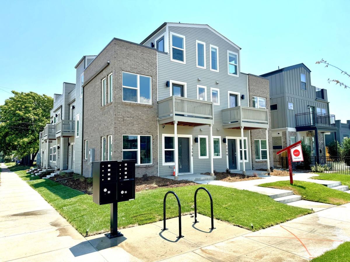 Townhouse for rent at 3480 W 14th Ave, Denver, CO 80204