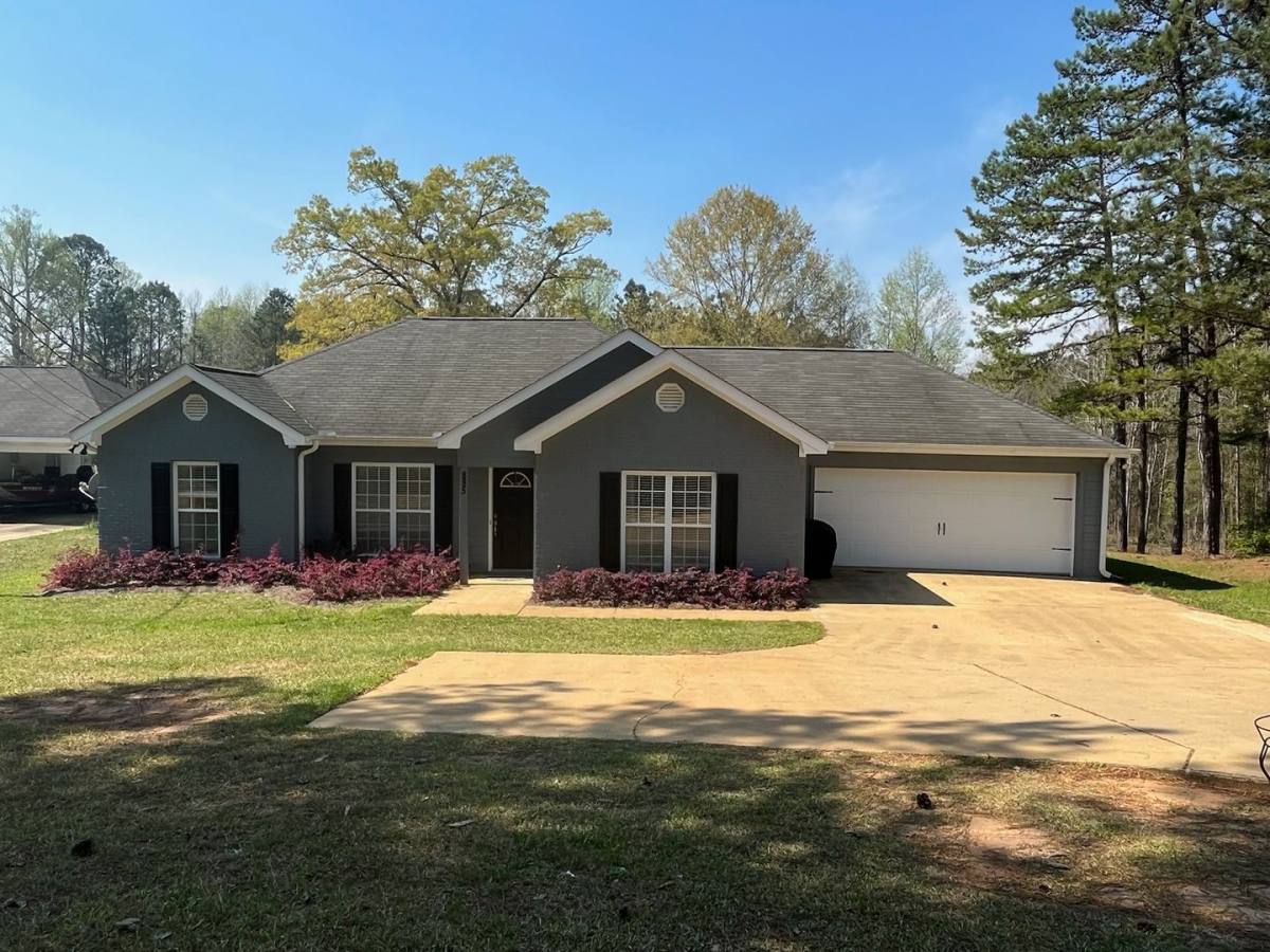 House for rent at 885 Lee Rd, Smiths Station, AL 36877
