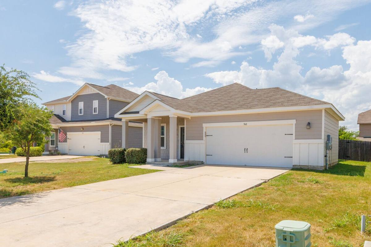 House for rent at 960 Bunton Reserve Blvd, Kyle, TX 78640