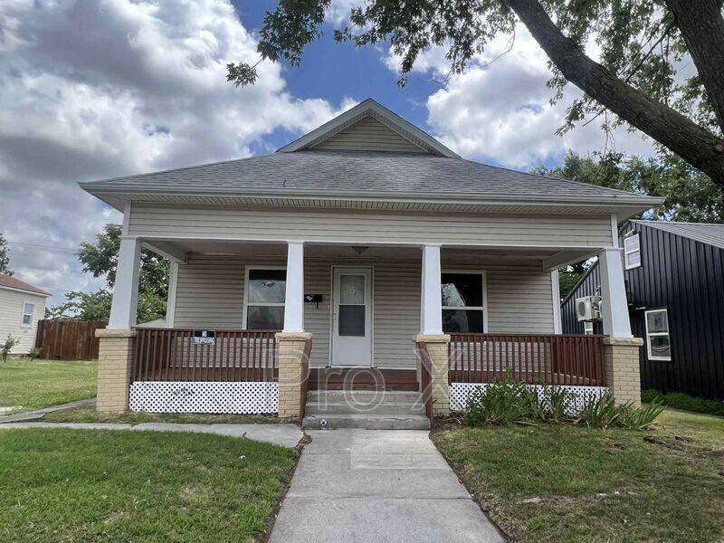 House for rent at 2215 S Empire Ave, Joplin, MO 64804