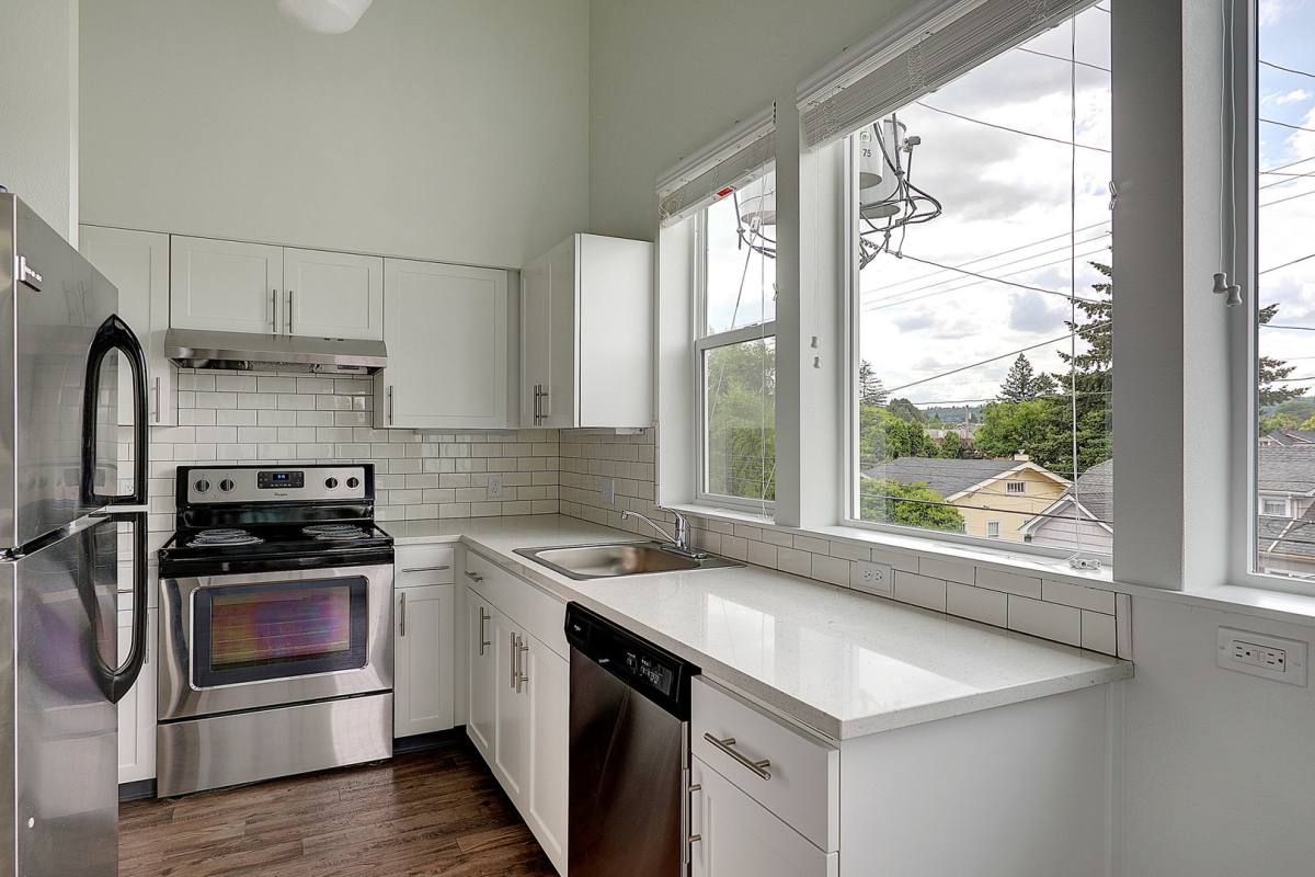 Apartment for rent at 7510 SE Milwaukie Ave, Portland, OR 97202