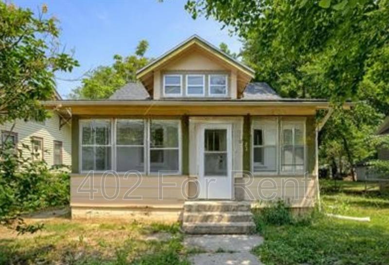 House for rent at 2722 Crown Point Ave, Omaha, NE 68111