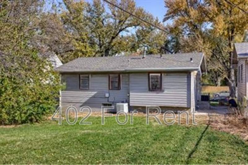 House for rent at 5120 N 48th St, Omaha, NE 68104