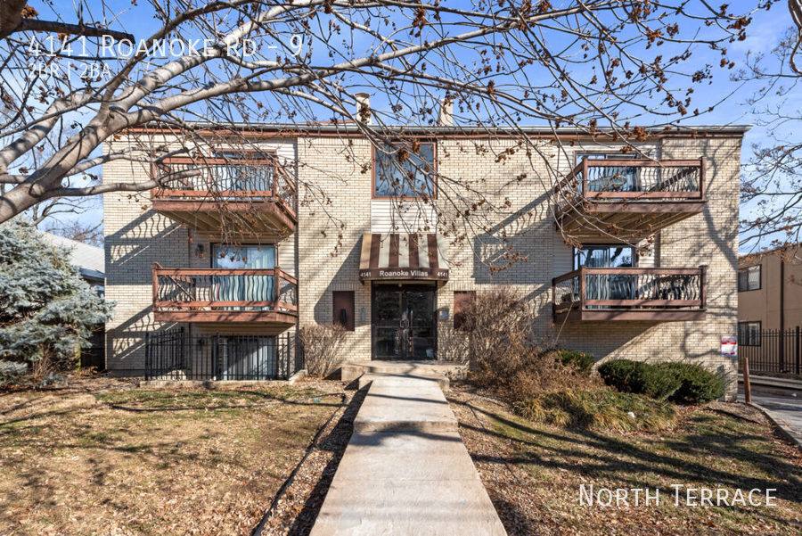 Apartment for rent at 4141 Roanoke Rd #9, Kansas City, MO 64111