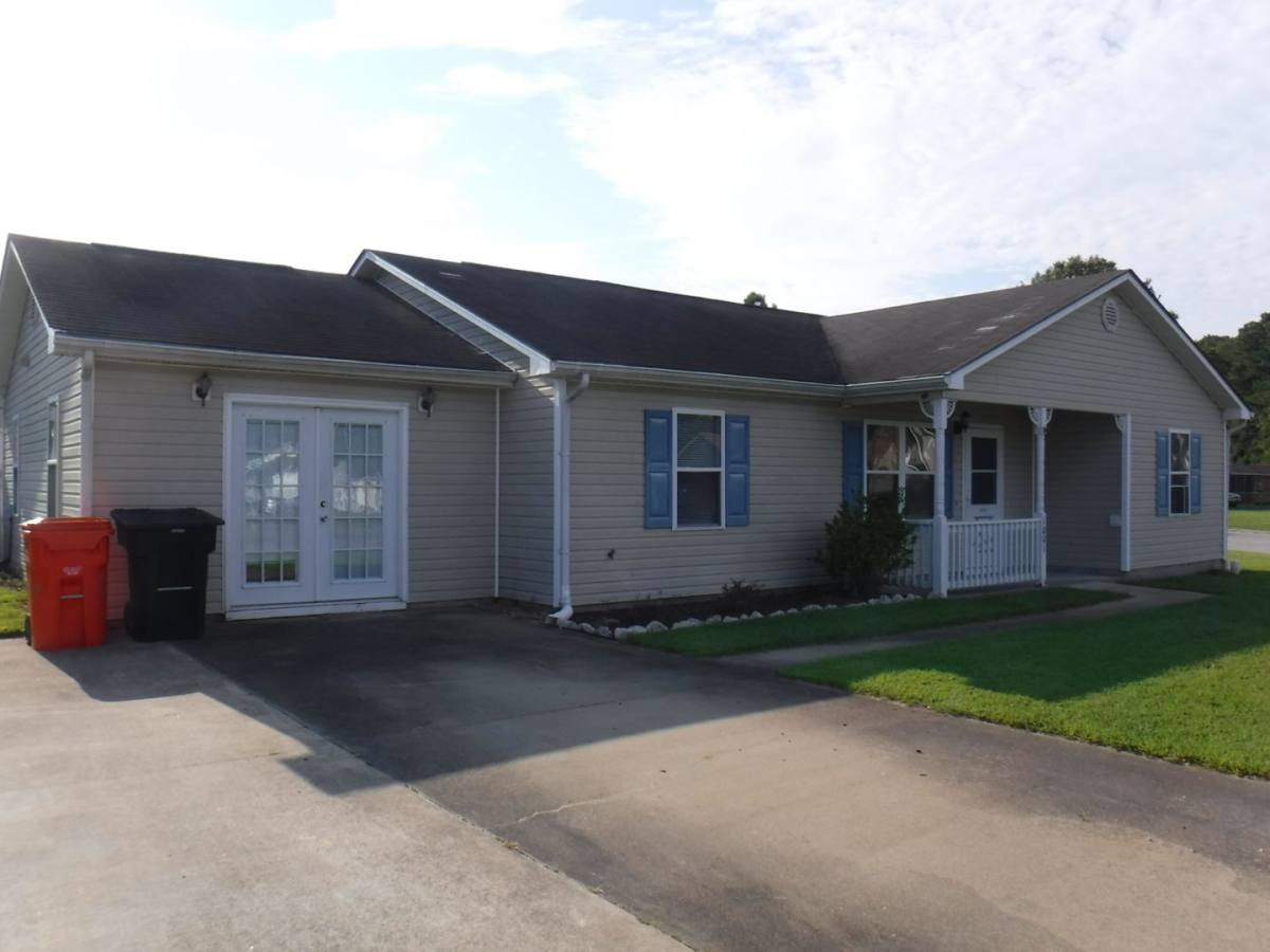 House for rent at 1001 Sundown Dr, Elizabeth City, NC 27909