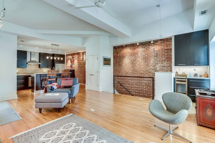 Condo for rent at 1519 Church St NW #3, Washington, DC 20005
