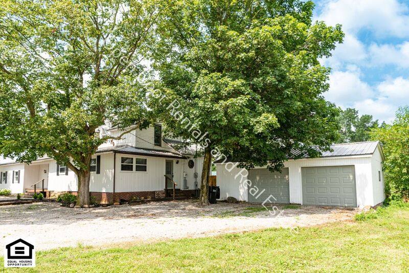 Apartment for rent at 20329 Notestine Rd #1, Woodburn, IN 46797