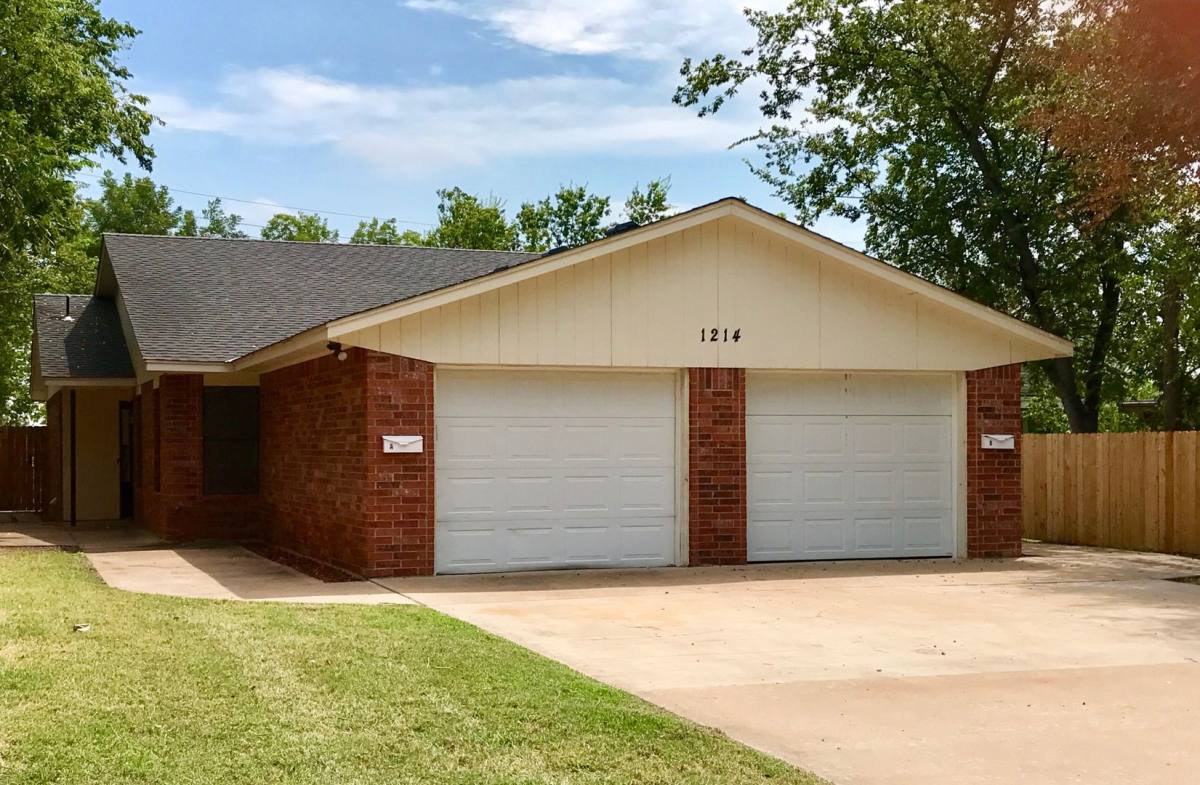 Apartment for rent at 1214 NW Arlington Ave, Lawton, OK 73507