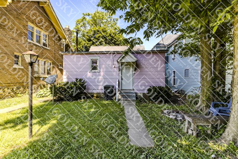 Apartment for rent at 619 W Adams St #B, Muncie, IN 47305