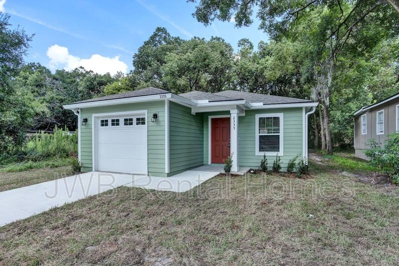 House for rent at 2335 Broadway Ave, Jacksonville, FL 32209