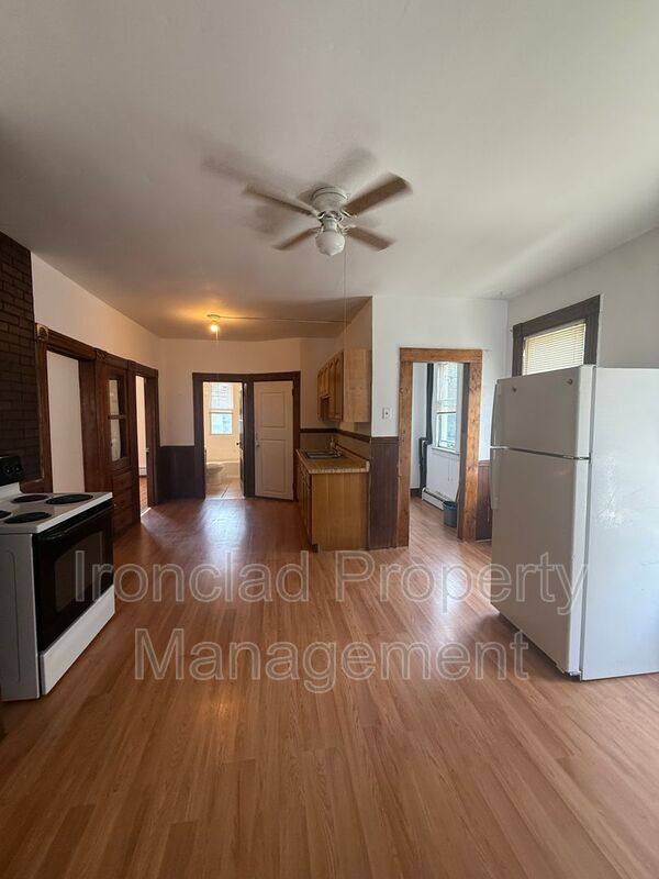 Apartment for rent at 175 Dwight St #2, New Britain, CT 06051